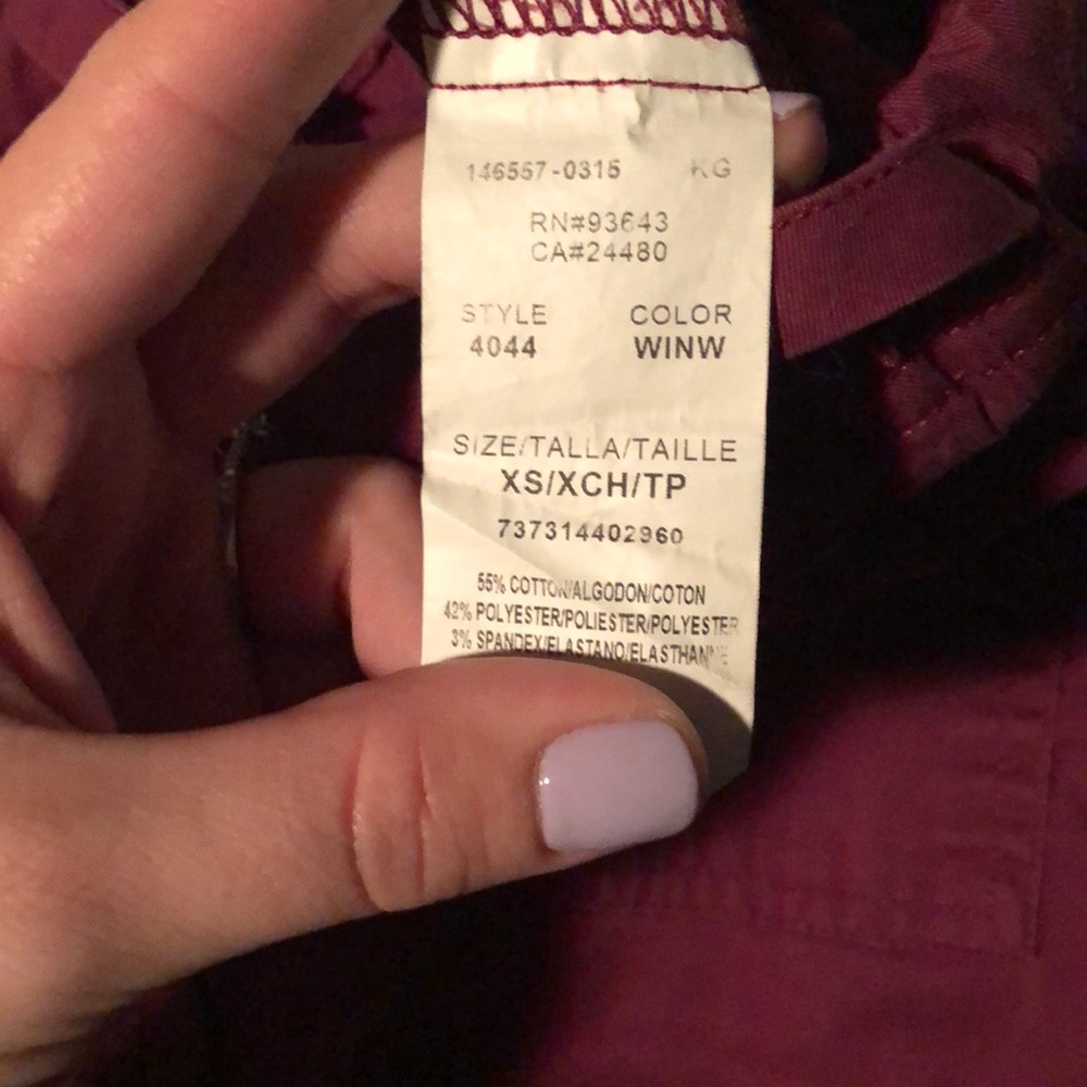 Scrub Set 👩🏼‍⚕️ - Picture 4 of 7